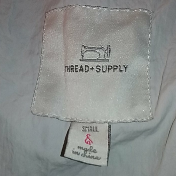 Thread & Supply women's wind breaker size S - Picture 5 of 6